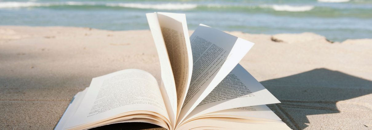 livre-bord-de-plage